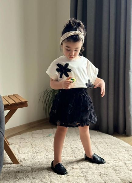 ZAMBAK ETEKLI KIZ TAKIM